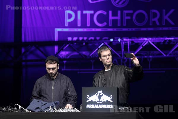 JOHN TALABOT B2B ROMAN FLUGEL - 2015-10-31 - PARIS - Grande Halle de La Villette - Oriol Riverola - Roman Flügel